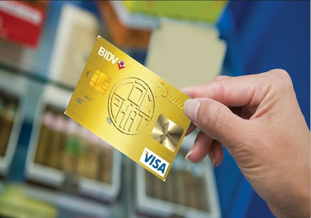 Thẻ BIDV màu vàng là thẻ ghi nợ nội địa